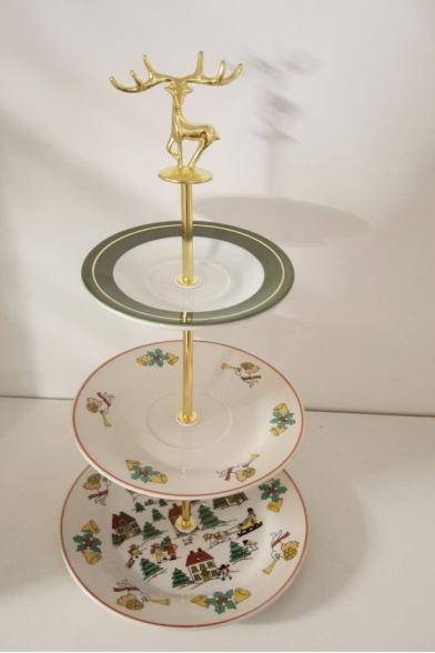 Etagère Porzellan Weihnachtsdekor
