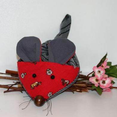 Traubenkernmaus, Traubenkernkissen, Handarbeit, Traubenkerne
