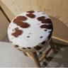 Barhocker mit Echtfell