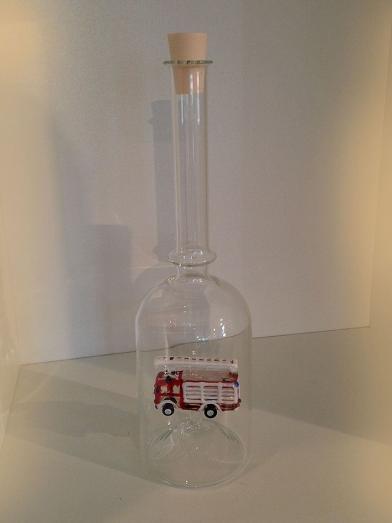 Glasflasche Geschenkflasche mit Sujet Tanklöschfahrzeug 